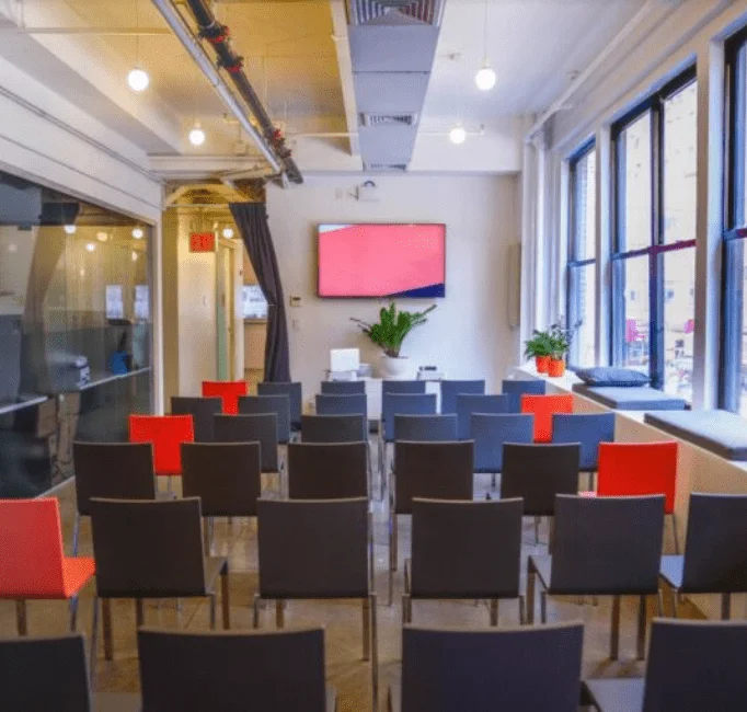 Our classroom rental NYC venues come professionally furnished, air-conditioned & conducive for your students to learn at a convenient location.