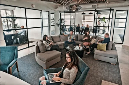 Meeting Space Los Angeles is Designed To Bring Ideas To Life. Perfect Setting for Team Huddles, Client Meetings & Much more.