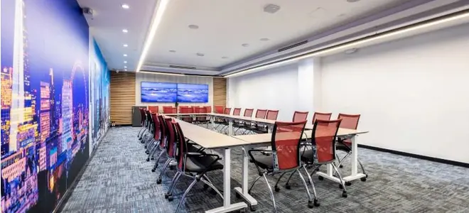 Our training room rental NYC venue features the most relaxed design, making them perfect for your next company training sessions!